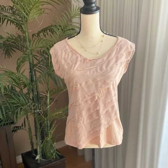 LC Lauren Conrad Blush Ruffle Top - Picture 1 of 5